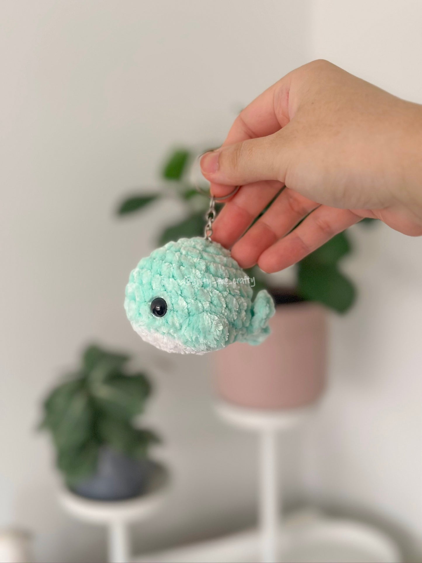 mini whale keychain