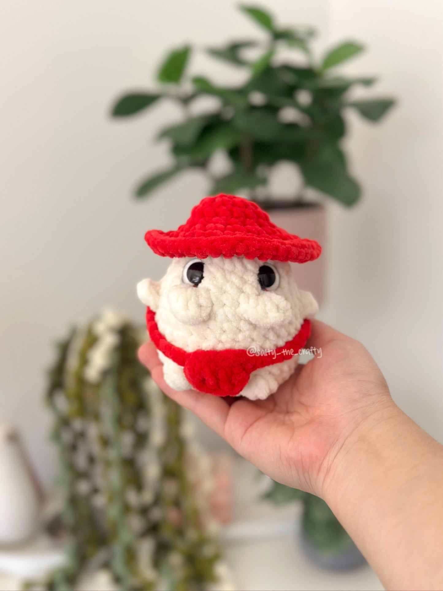chibi radish spirit (made to order)